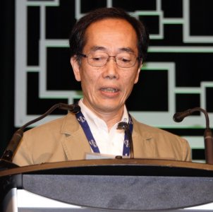 Prof. Kazuki Koketsu delivering the laudation. Prof. Kazuki Koketsu delivering the laudation.