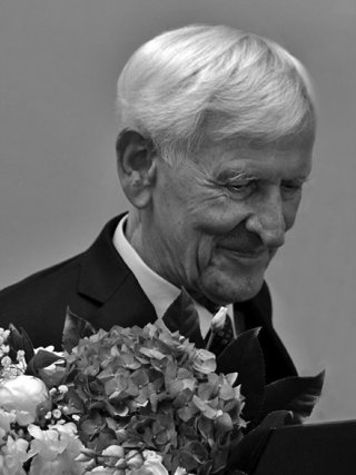 Aleksander Guterch (1936 - 2023)